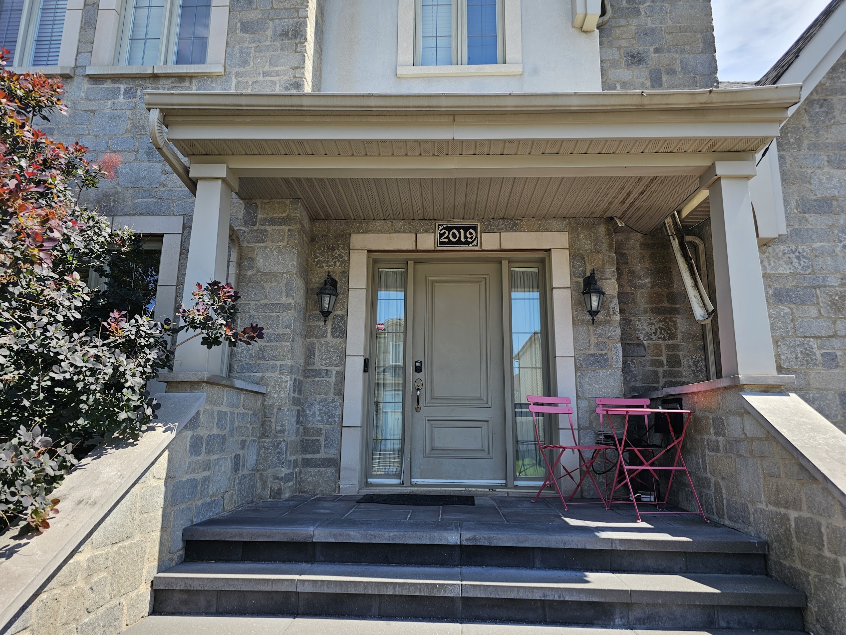 Avant réparation de gouttière